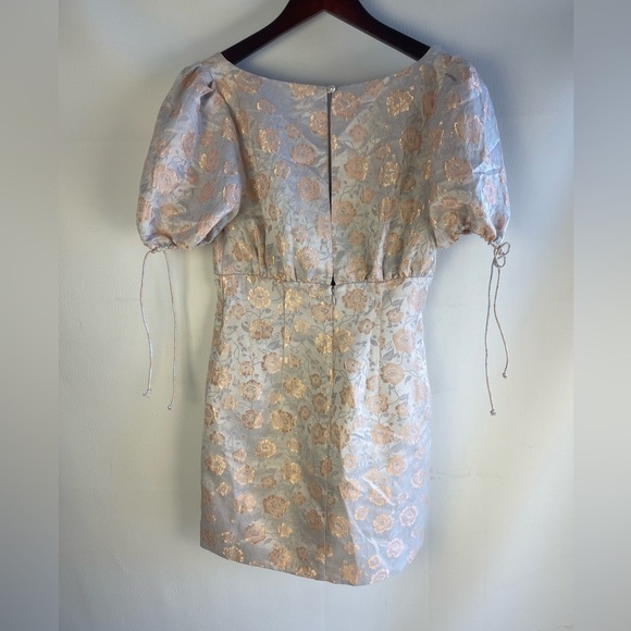 Majorelle Baby Blue Puff Sleeve Mini Dress with Peach Floral Print. Size Small - Picture 10 of 10